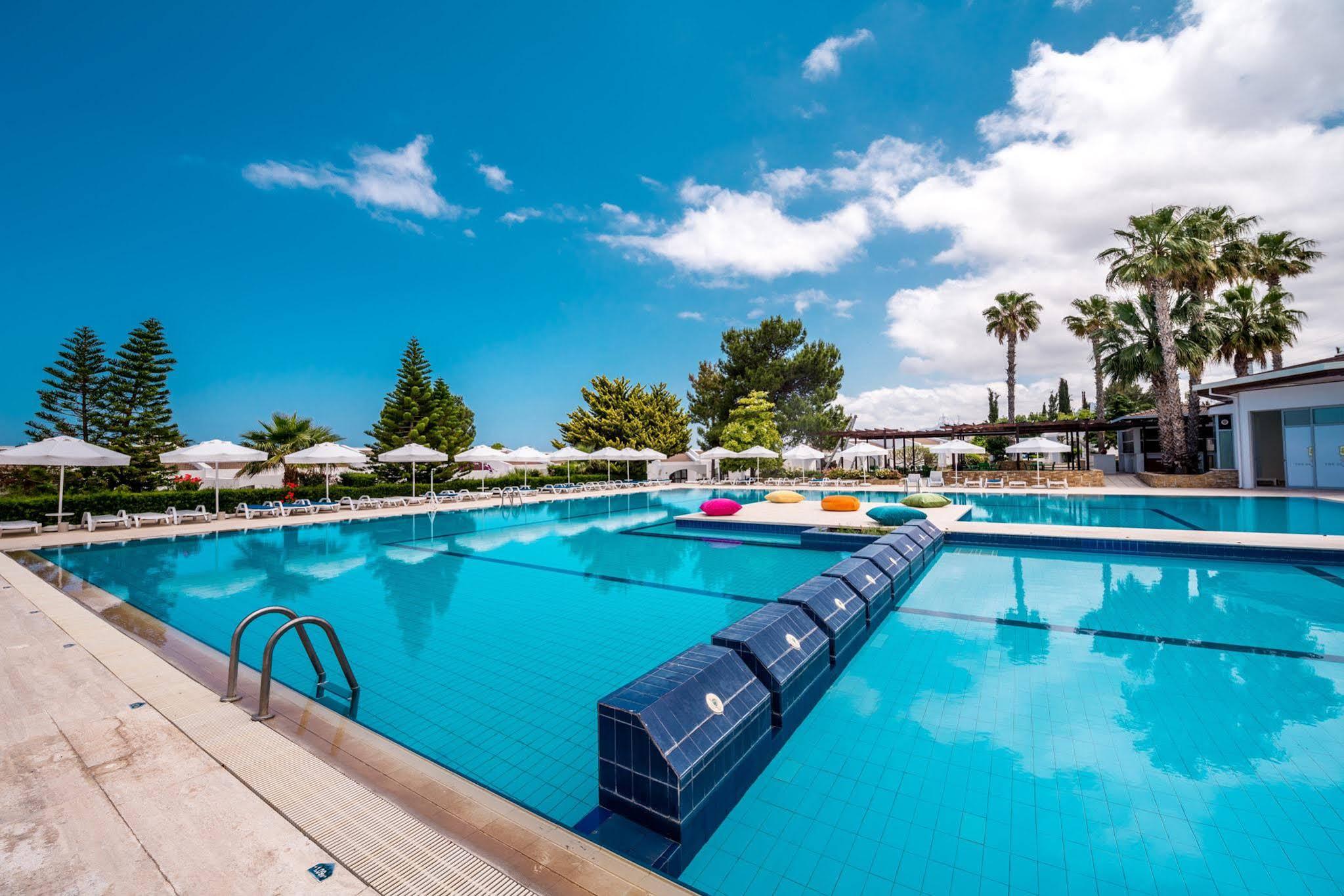 The Olive Tree Hotel Agios Epiktitos Esterno foto